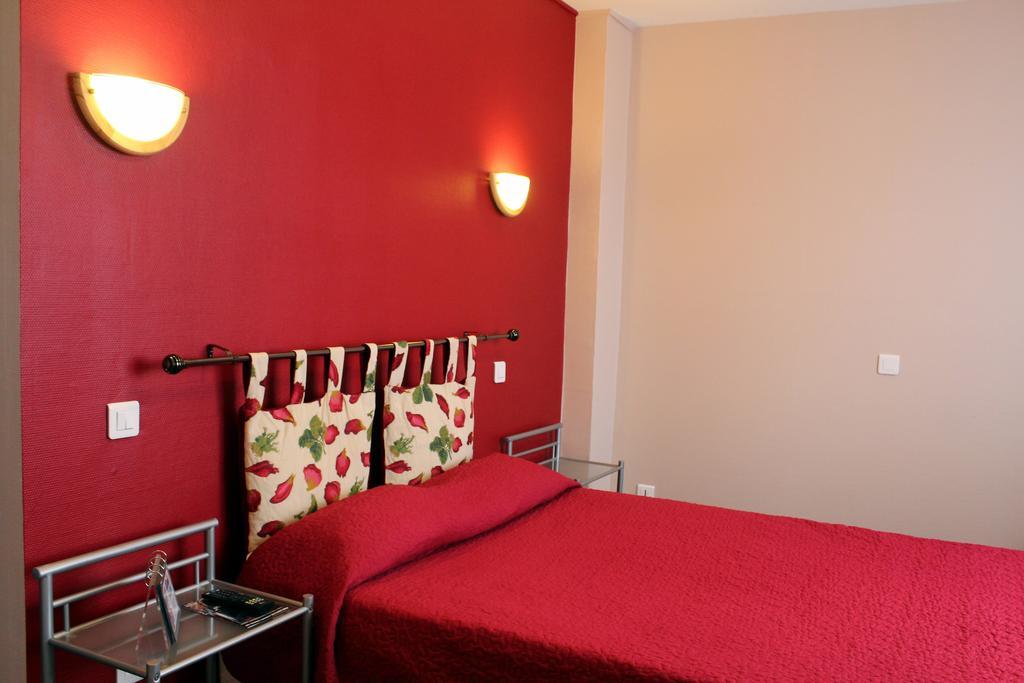 Hotel Evian Express - Terminus Екстер'єр фото