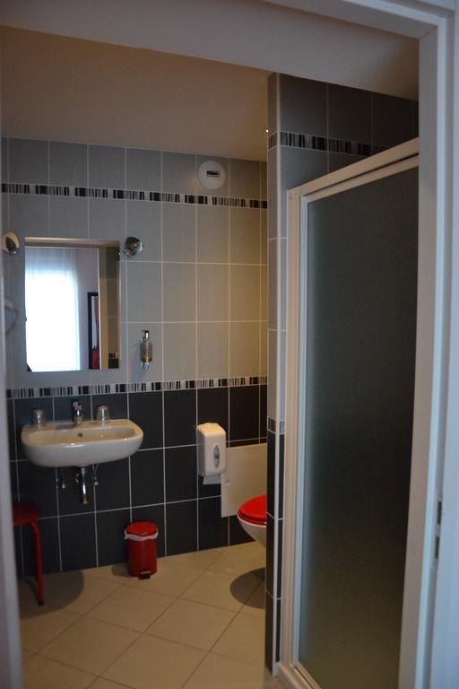 Hotel Evian Express - Terminus Номер фото