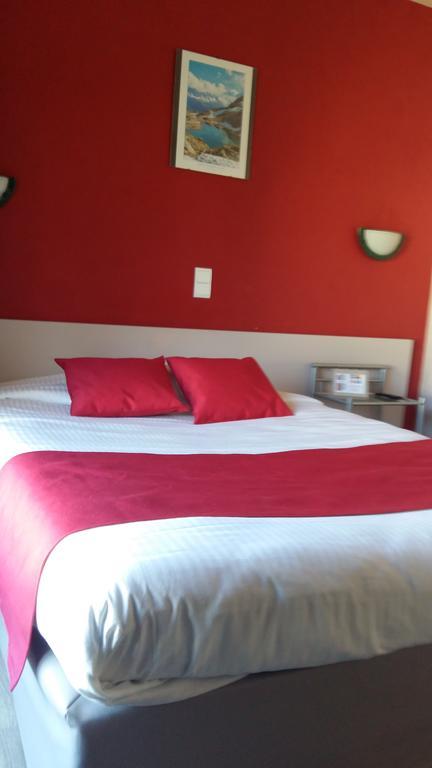 Hotel Evian Express - Terminus Екстер'єр фото