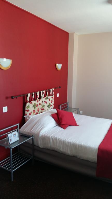 Hotel Evian Express - Terminus Екстер'єр фото