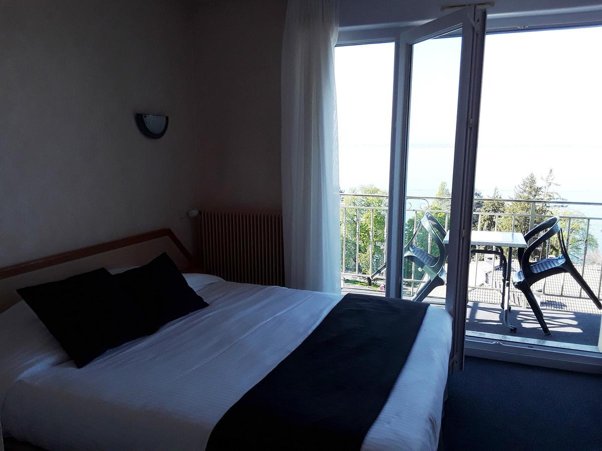 Hotel Evian Express - Terminus Екстер'єр фото