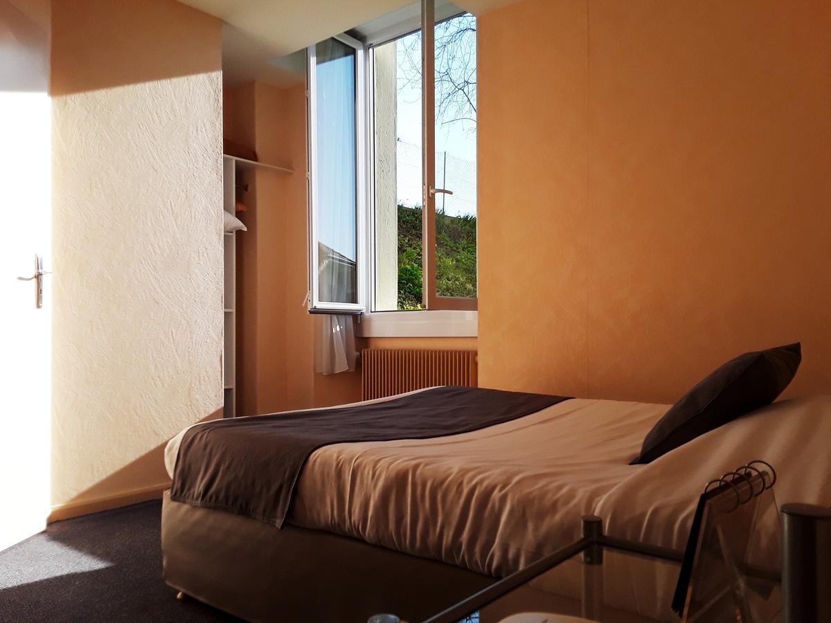 Hotel Evian Express - Terminus Екстер'єр фото
